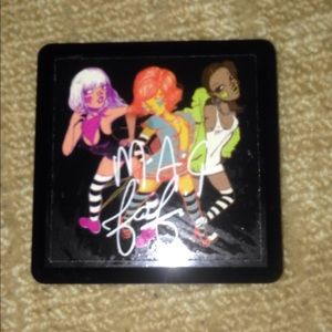 MAC "Fafi Eyes 1" Eyeshadow quad- never used!